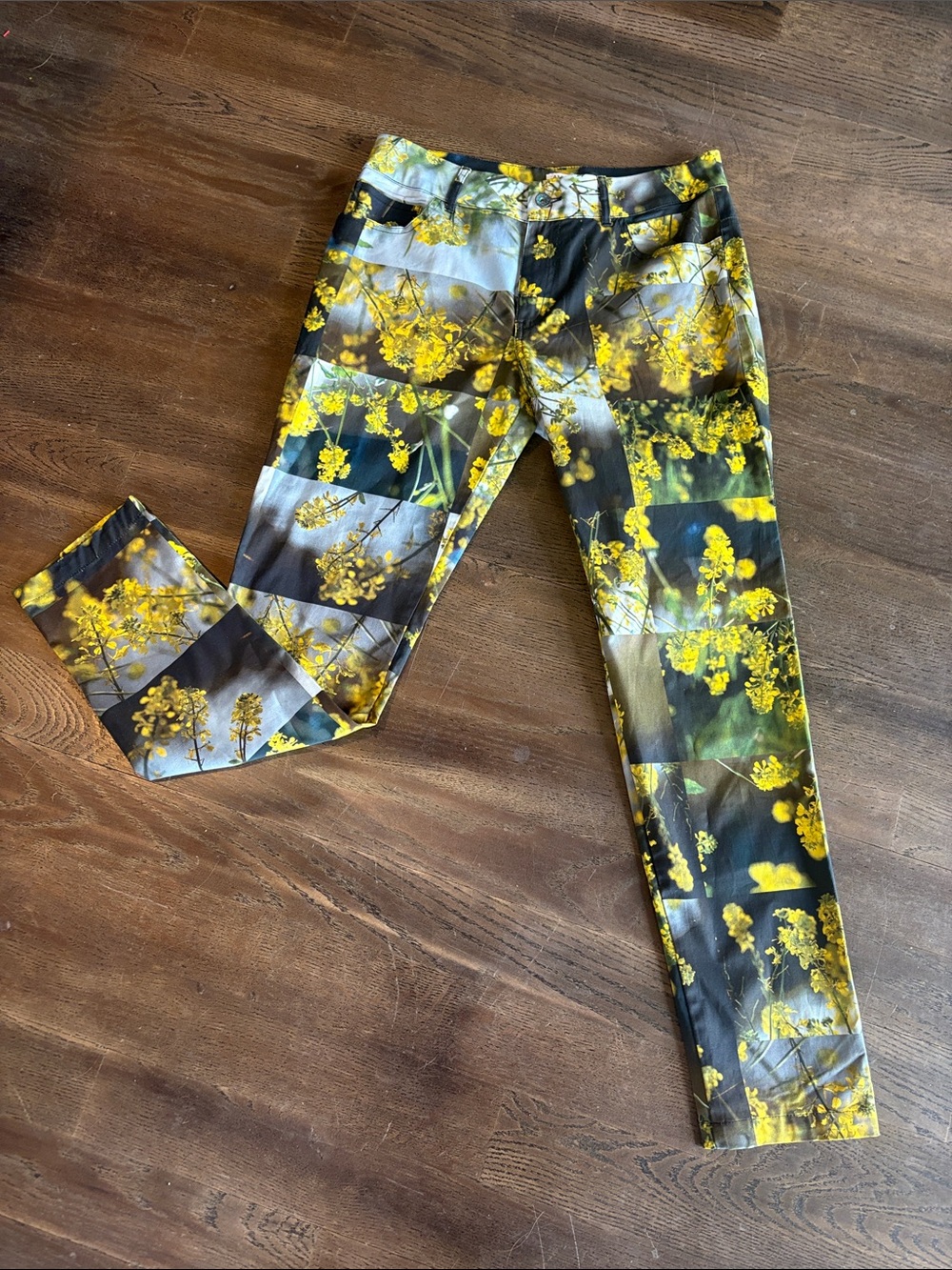NWOT Anne Elisabeth Paris Floral Print Women's Pants